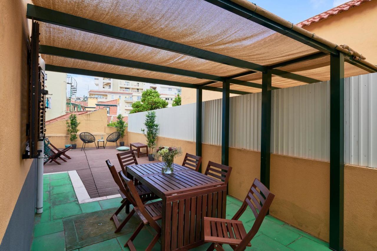 Spacious And Renovated Apartment With Amazing Patio, By Timecooler Lizbona Zewnętrze zdjęcie