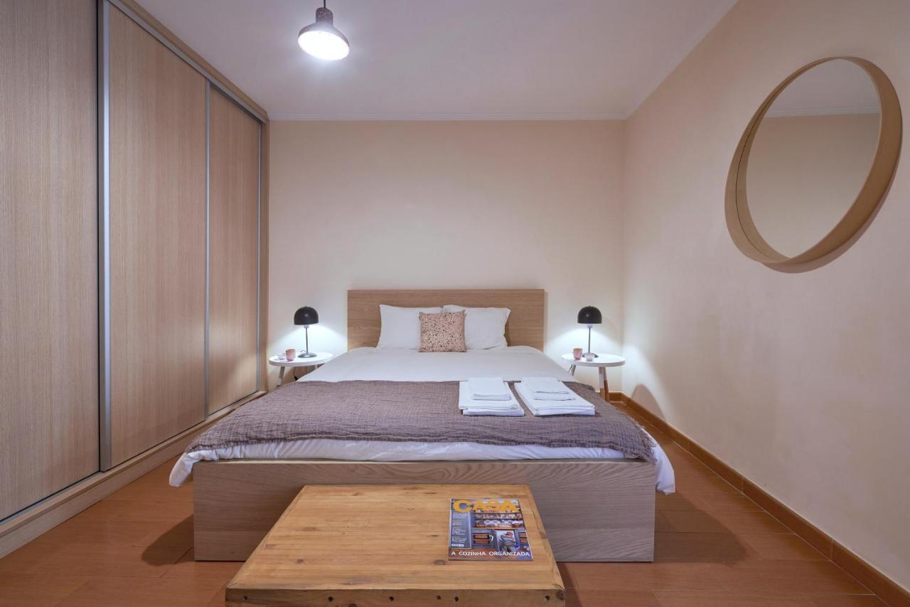 Spacious And Renovated Apartment With Amazing Patio, By Timecooler Lizbona Zewnętrze zdjęcie